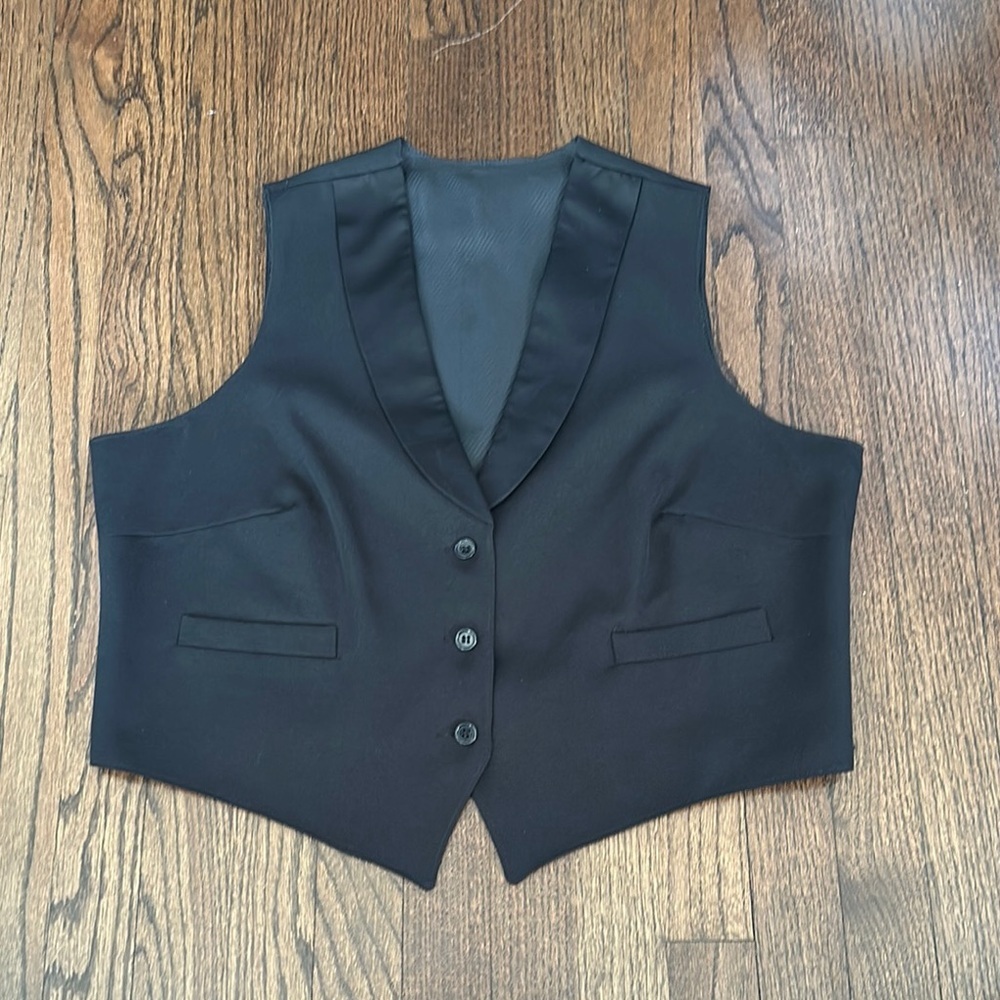 Black Satin-Trimmed Short Unisex Button Up Waist Vest With Pockets
